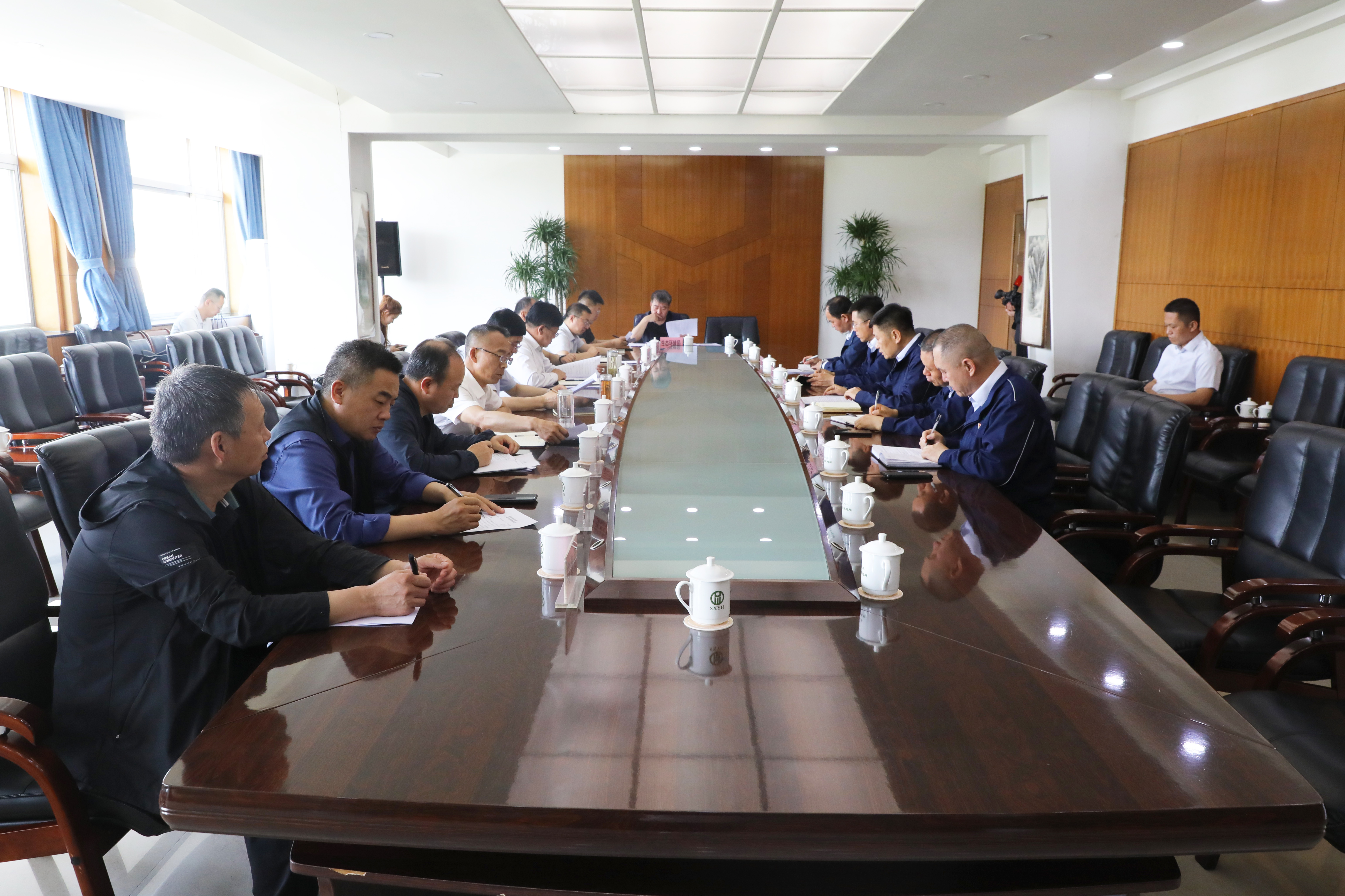 郭建雄帶隊蒞臨公司檢查指導工作